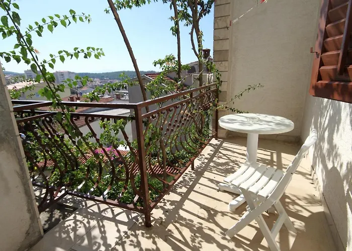 Guest house And With Parking Space - 9128 3*