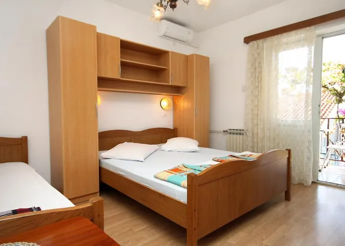 And With Parking Space - 9128