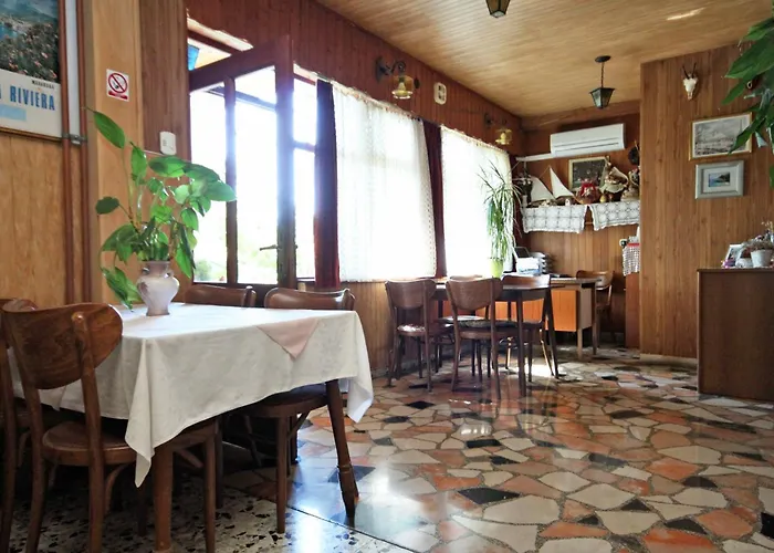 And With Parking Space - 9128 Guest house