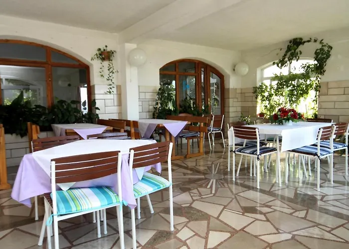 And With Parking Space - 9128 3*