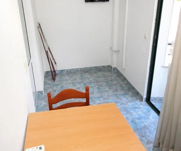 And With Parking Space - 9128 Гостьовий будинок Макарська