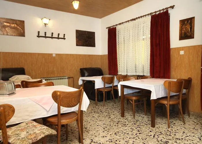 And With Parking Space - 9128 3* Макарська