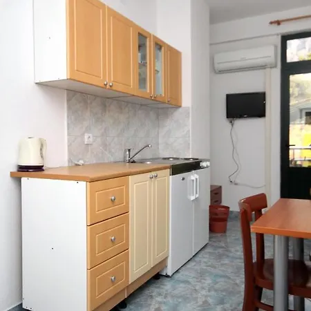 Gasthof And With Parking Space - 9128 3*